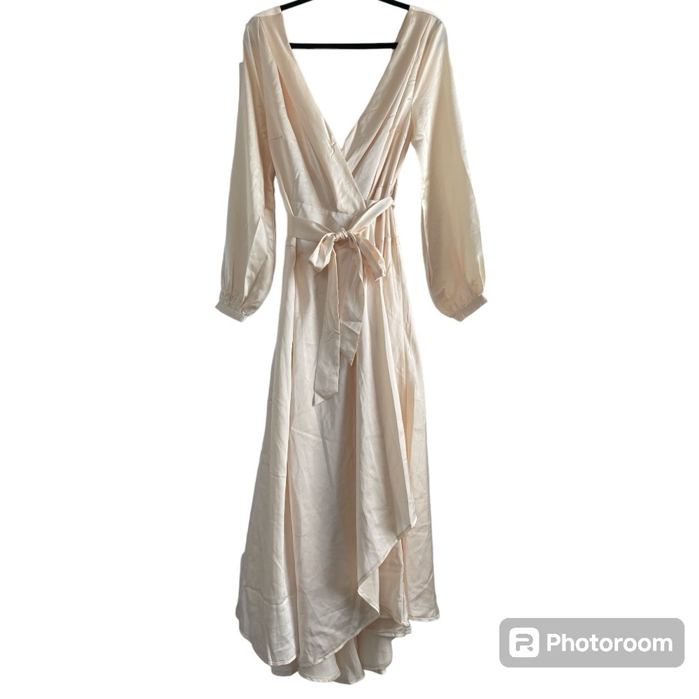 Nasty Gal Satin Champagne Cowl Back Wrap Front Maxi Dress Size 6 NWT - Picture 4 of 6